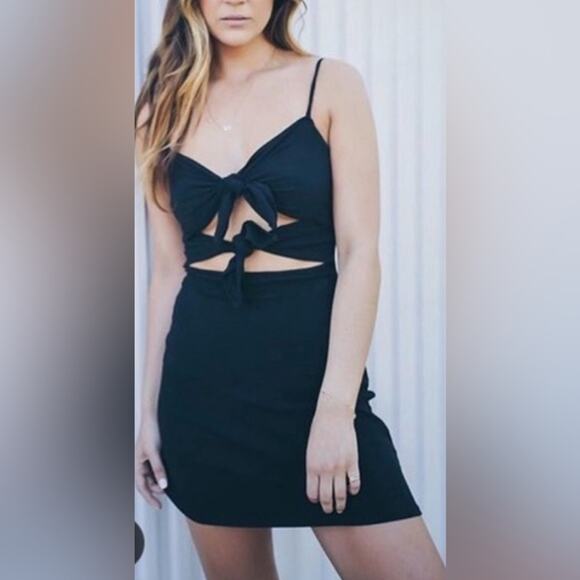 Wild Honey Black Bows Front Cut Outs Ribbed Mini Dress Little Black Dress Size L - Picture 11 of 11